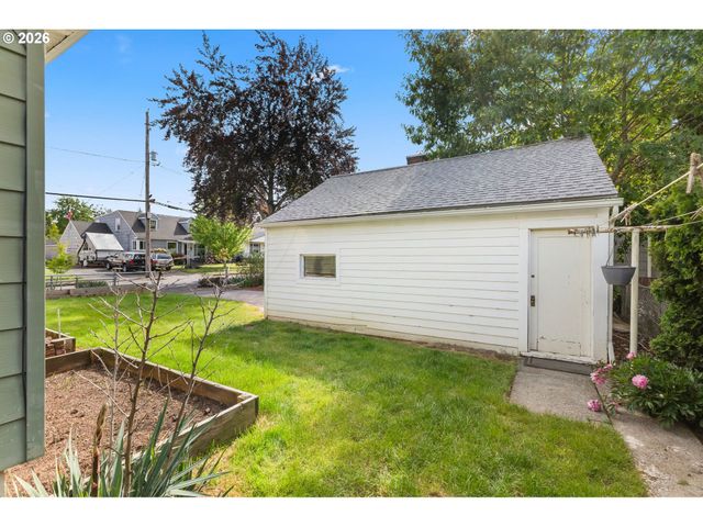 3029 Se 74TH Ave, Portland, OR 97206