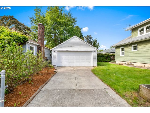 3029 Se 74TH Ave, Portland, OR 97206
