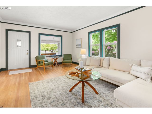3029 Se 74TH Ave, Portland, OR 97206