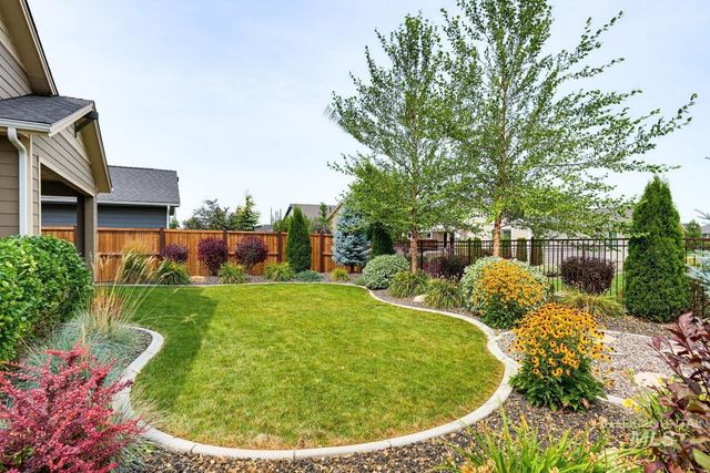 11860 W Wellness Ln, Kuna, ID 83634