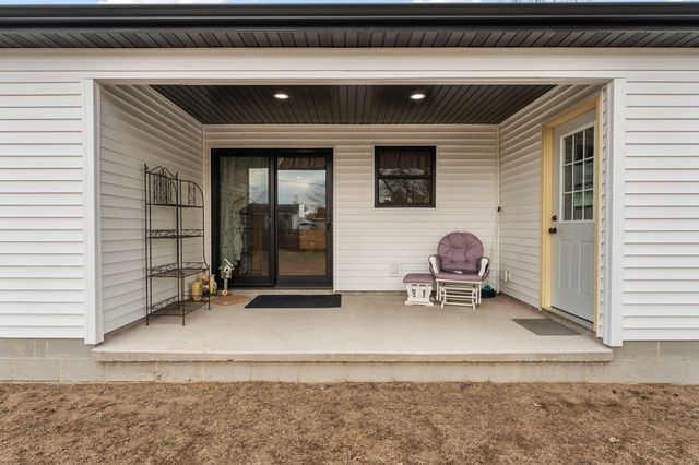 25 E Grove Street, Wheatfield, IN 46392