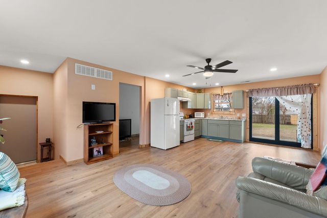 25 E Grove Street, Wheatfield, IN 46392