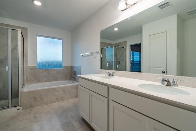 7100 Dancing Wind LN, Del Valle, TX 78617