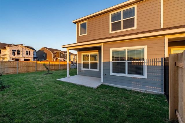 7100 Dancing Wind LN, Del Valle, TX 78617