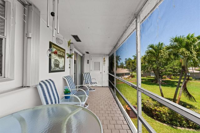 312 NE 17th Avenue 203, Boynton Beach, FL 33435