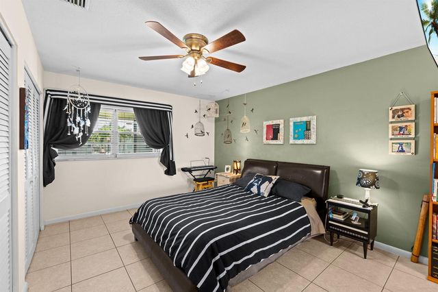 312 NE 17th Avenue 203, Boynton Beach, FL 33435