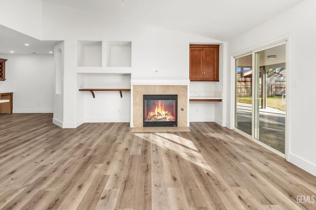 11815 Darlington Avenue, Bakersfield, CA 93312