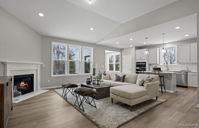 2015 Coventry Drive, Clarkston, MI 48346