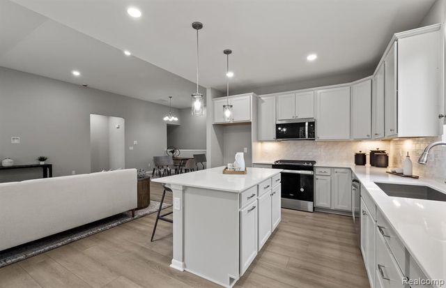 2015 Coventry Drive, Clarkston, MI 48346
