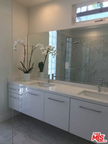 11453 National Boulevard, Los Angeles, CA 90064