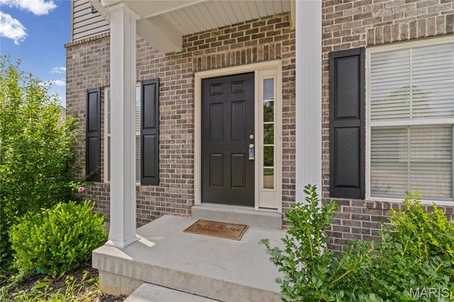 122 Winter Wheat Trail, Pacific, MO 63069