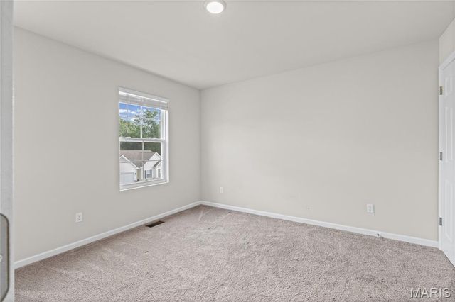 122 Winter Wheat Trail, Pacific, MO 63069