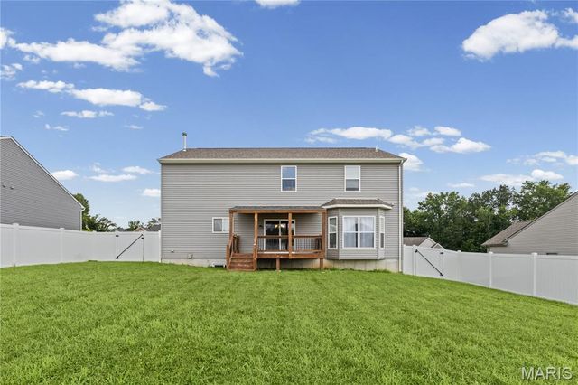 122 Winter Wheat Trail, Pacific, MO 63069