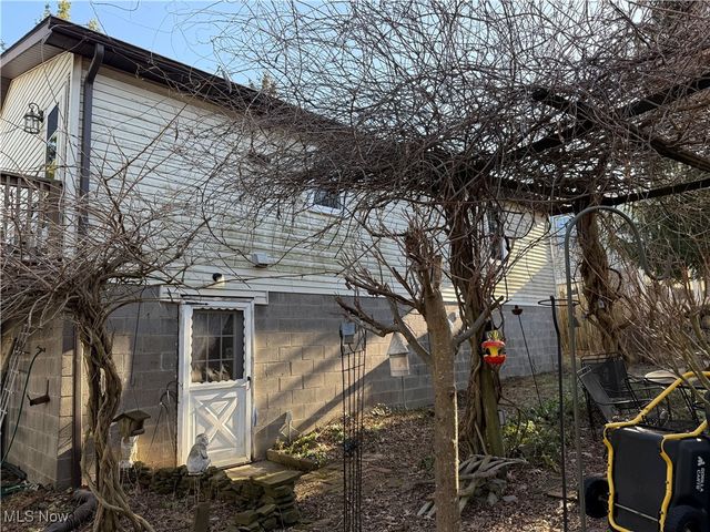 351 View point Lane, Wheeling, WV 26003