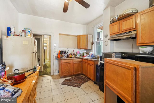 1156 NEAL ST NE, Washington, DC 20002