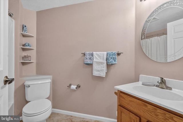 40 PEPPERGRASS N, Mount Laurel, NJ 08054