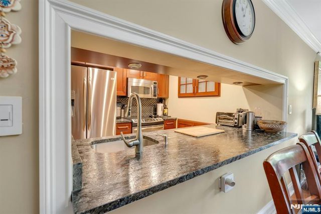 100 Old Palisade Road 917, Fort Lee, NJ 07024