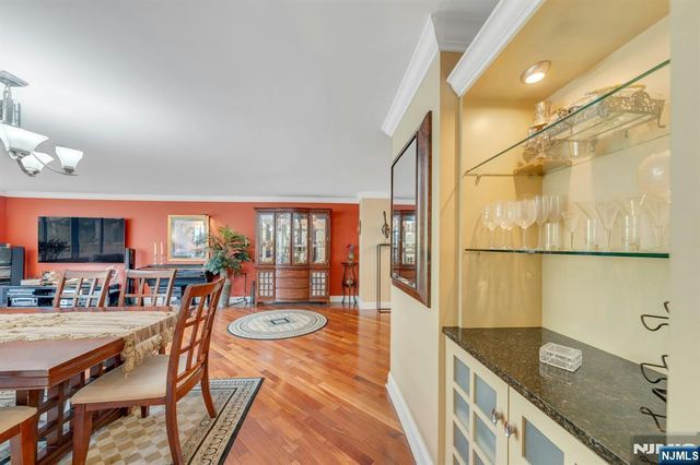 100 Old Palisade Road 917, Fort Lee, NJ 07024