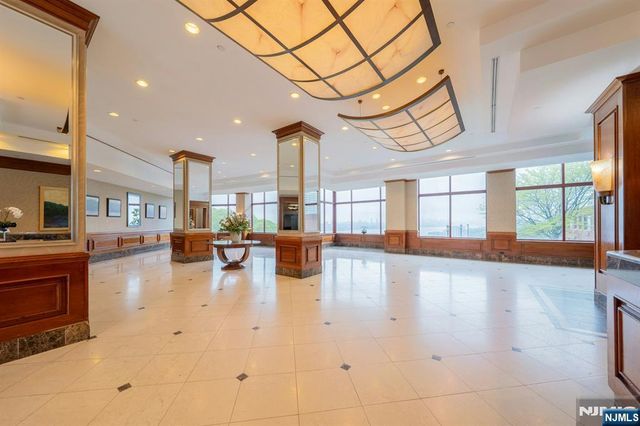 100 Old Palisade Road 917, Fort Lee, NJ 07024