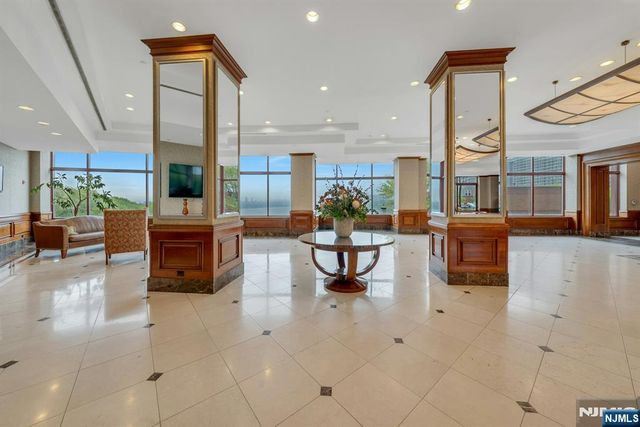 100 Old Palisade Road 917, Fort Lee, NJ 07024