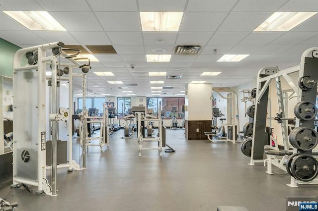 100 Old Palisade Road 917, Fort Lee, NJ 07024