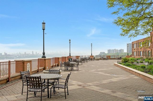 100 Old Palisade Road 917, Fort Lee, NJ 07024
