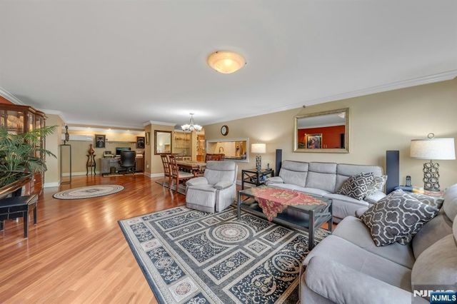 100 Old Palisade Road 917, Fort Lee, NJ 07024