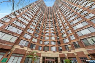 100 Old Palisade Road 917, Fort Lee, NJ 07024