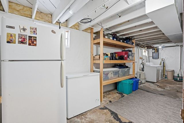 2707 Iowa Street, Davenport, IA 52803