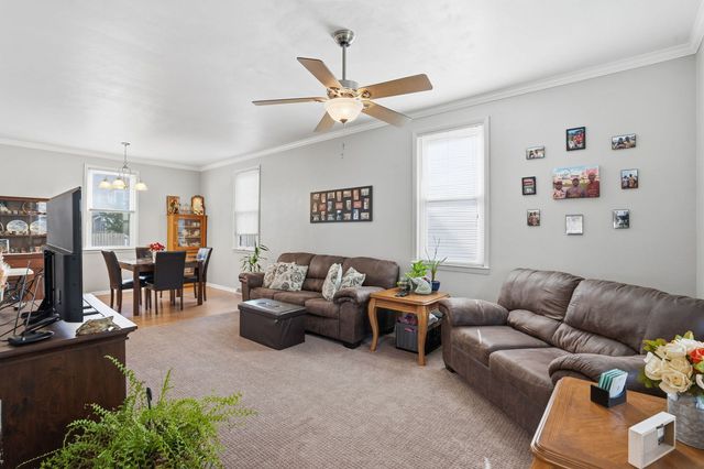 2707 Iowa Street, Davenport, IA 52803