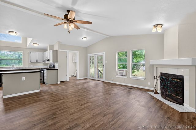 3635 N 4327, Pryor, OK 74361
