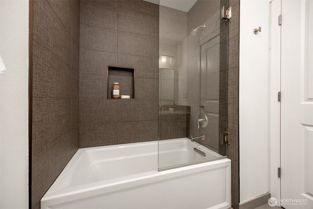 2211 NE Natalie Way, Issaquah, WA 98029