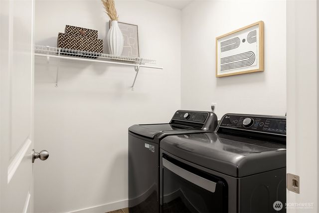 2211 NE Natalie Way, Issaquah, WA 98029