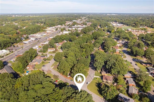 114 Henry Clay RD, Newport News, VA 23601