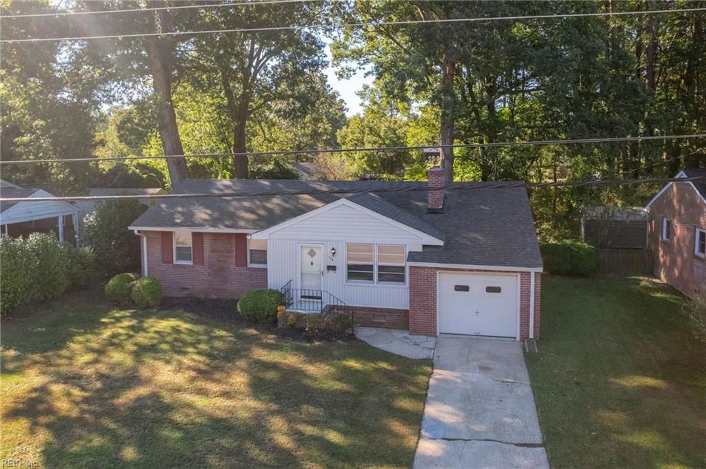 114 Henry Clay RD, Newport News, VA 23601