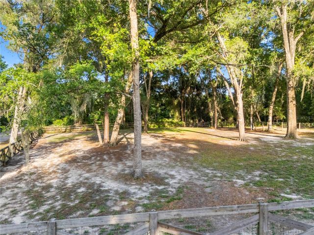 7400 S EASTLAKE DRIVE, Floral City, FL 34436
