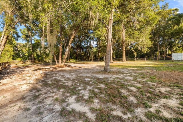 7400 S EASTLAKE DRIVE, Floral City, FL 34436