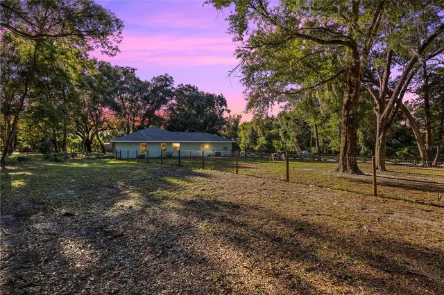 7400 S EASTLAKE DRIVE, Floral City, FL 34436