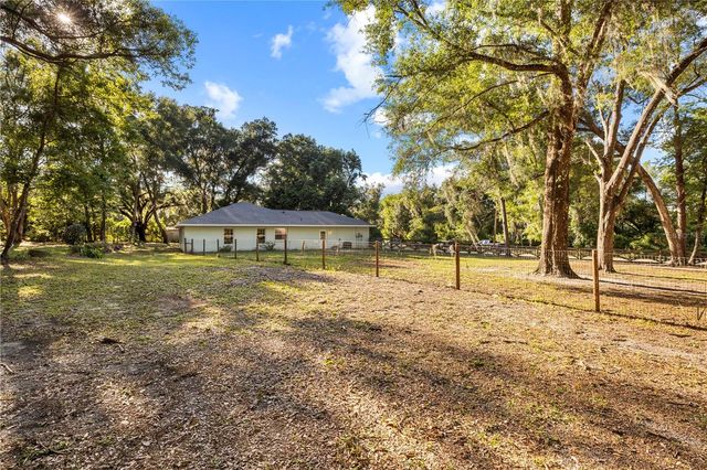 7400 S EASTLAKE DRIVE, Floral City, FL 34436