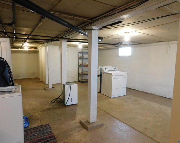 2340 John Ave, Superior, WI 54880