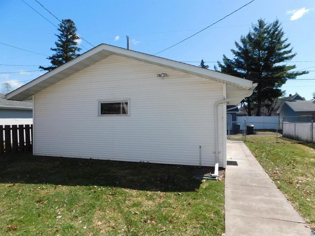 2340 John Ave, Superior, WI 54880