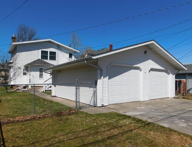 2340 John Ave, Superior, WI 54880