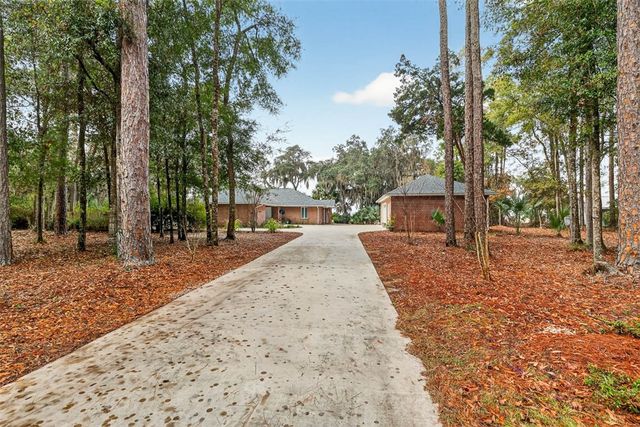 3317 NE Julienton Drive, Townsend, GA 31331