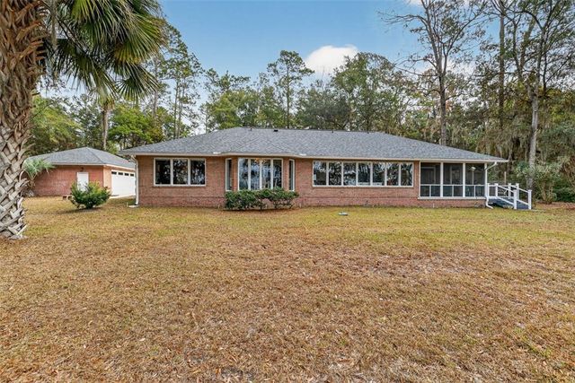 3317 NE Julienton Drive, Townsend, GA 31331