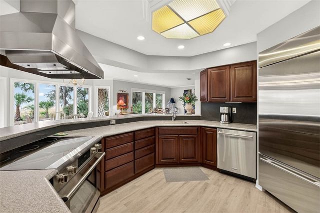 3317 NE Julienton Drive, Townsend, GA 31331