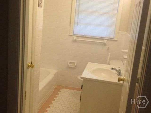 260 Sherwood Drive, Athens, GA 30606