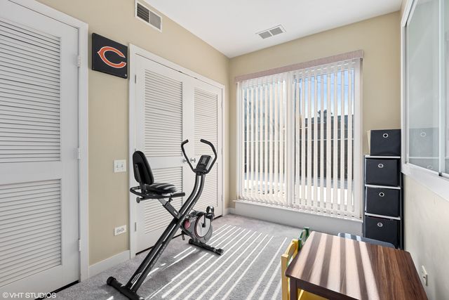 1240 W COTTAGE Place, Chicago, IL 60607