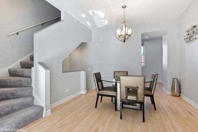 1240 W COTTAGE Place, Chicago, IL 60607