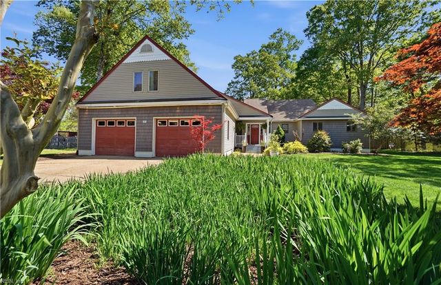 117 Larchwood RD, Yorktown, VA 23692