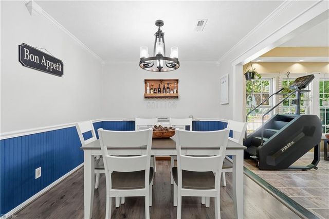 117 Larchwood RD, Yorktown, VA 23692